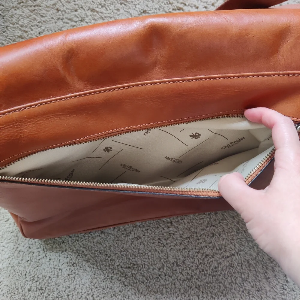 NEW The Old Angler Leather Messenger Bag